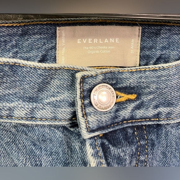 Everlane | The ‘90s Cheeky Jean | Vintage Mid Blue | 31 Ankle - Picture 6 of 7